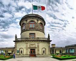 It was of no use at the time of the Mexican War of Independence. In 1833, it was designated as a Military College for cadet training during that time 
